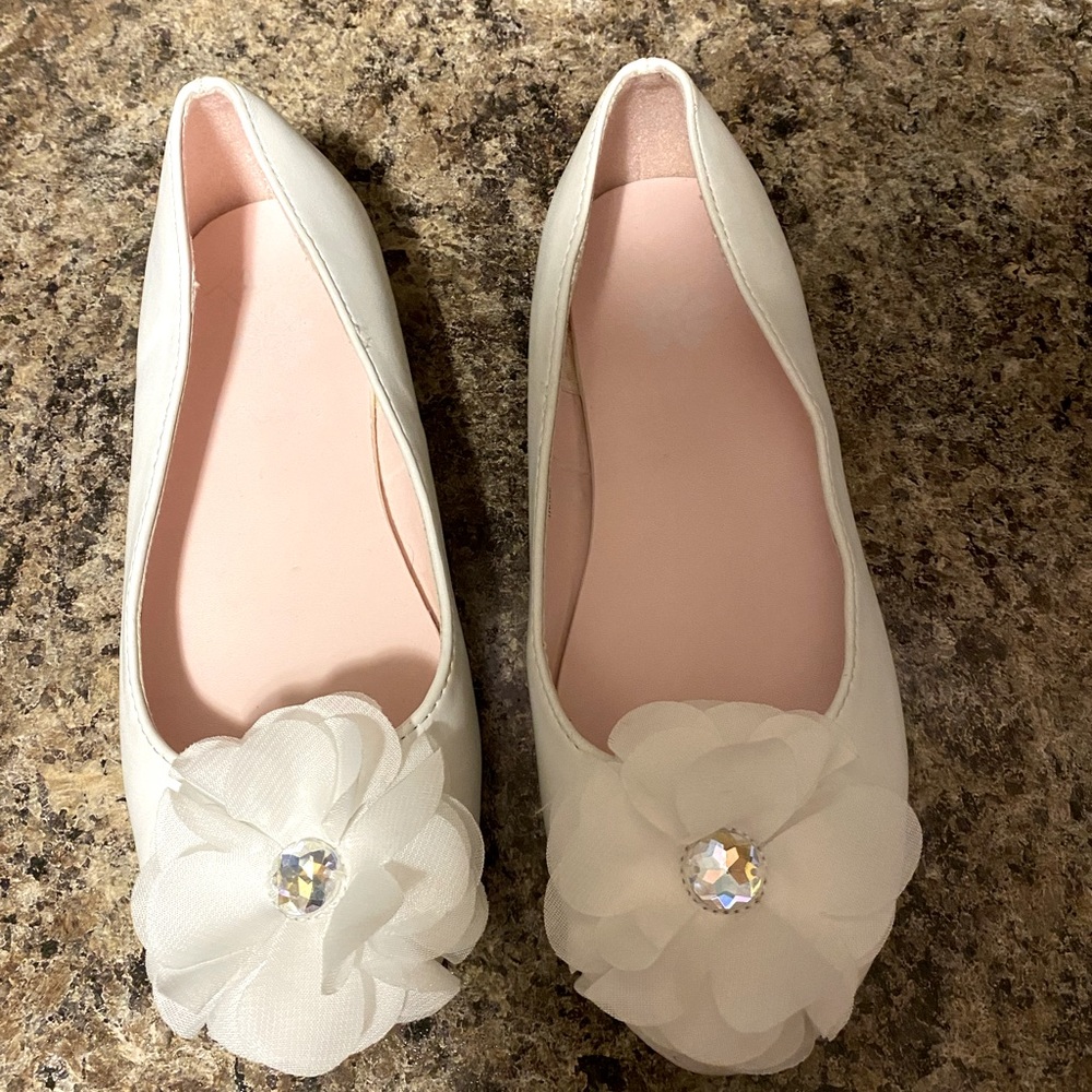 White Leather Ballet Flats Girls Size 13 Dress Shoes Flower and Sparkle